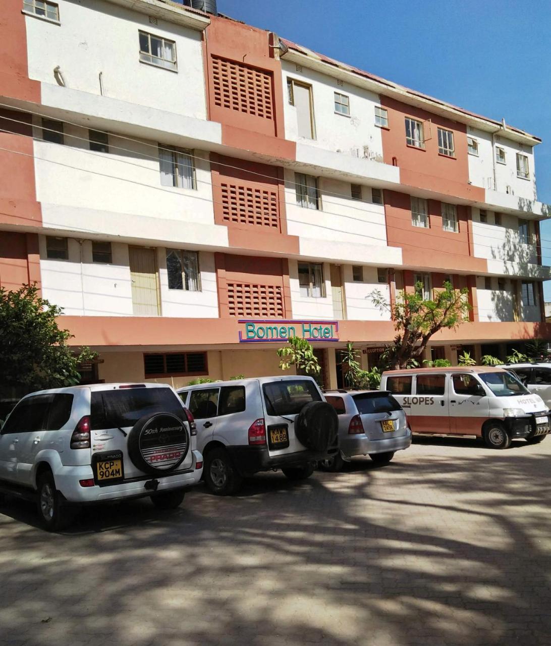Bomen Hotel Isiolo Exteriér fotografie