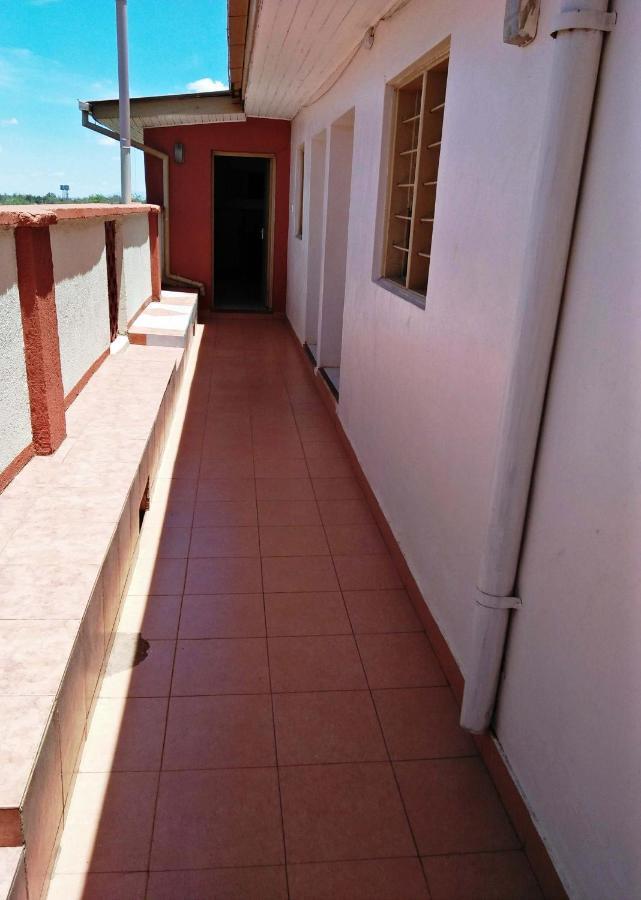 Bomen Hotel Isiolo Exteriér fotografie